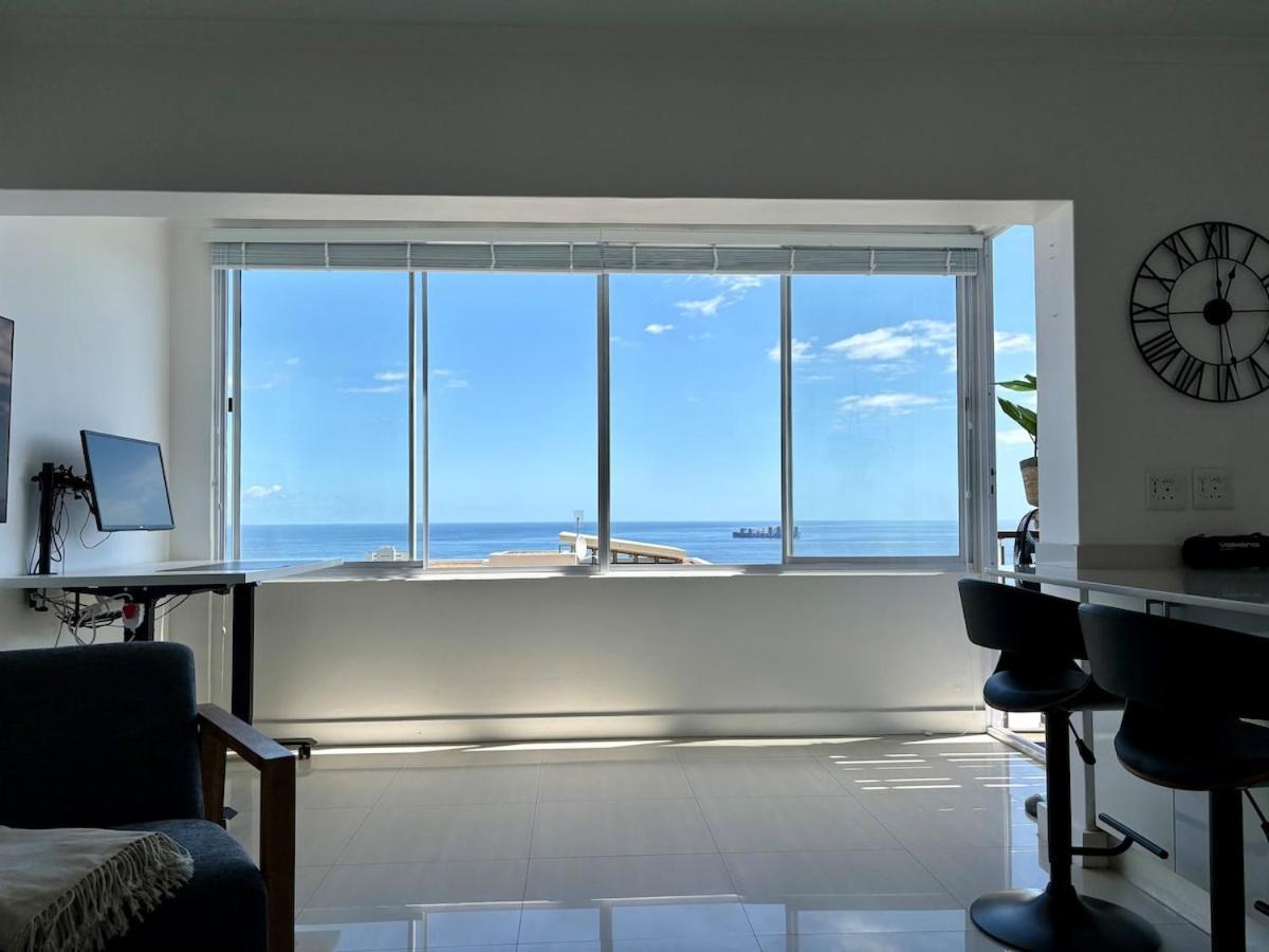 Stunning Sea-view With Balcony Cape Town
